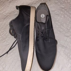 2 pair of clae
